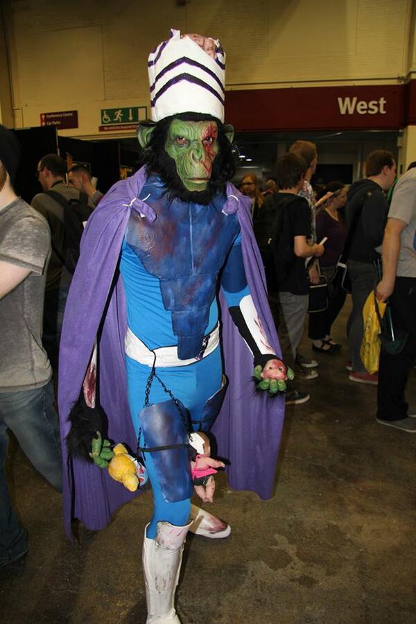 Mojo Jojo Cosplay.