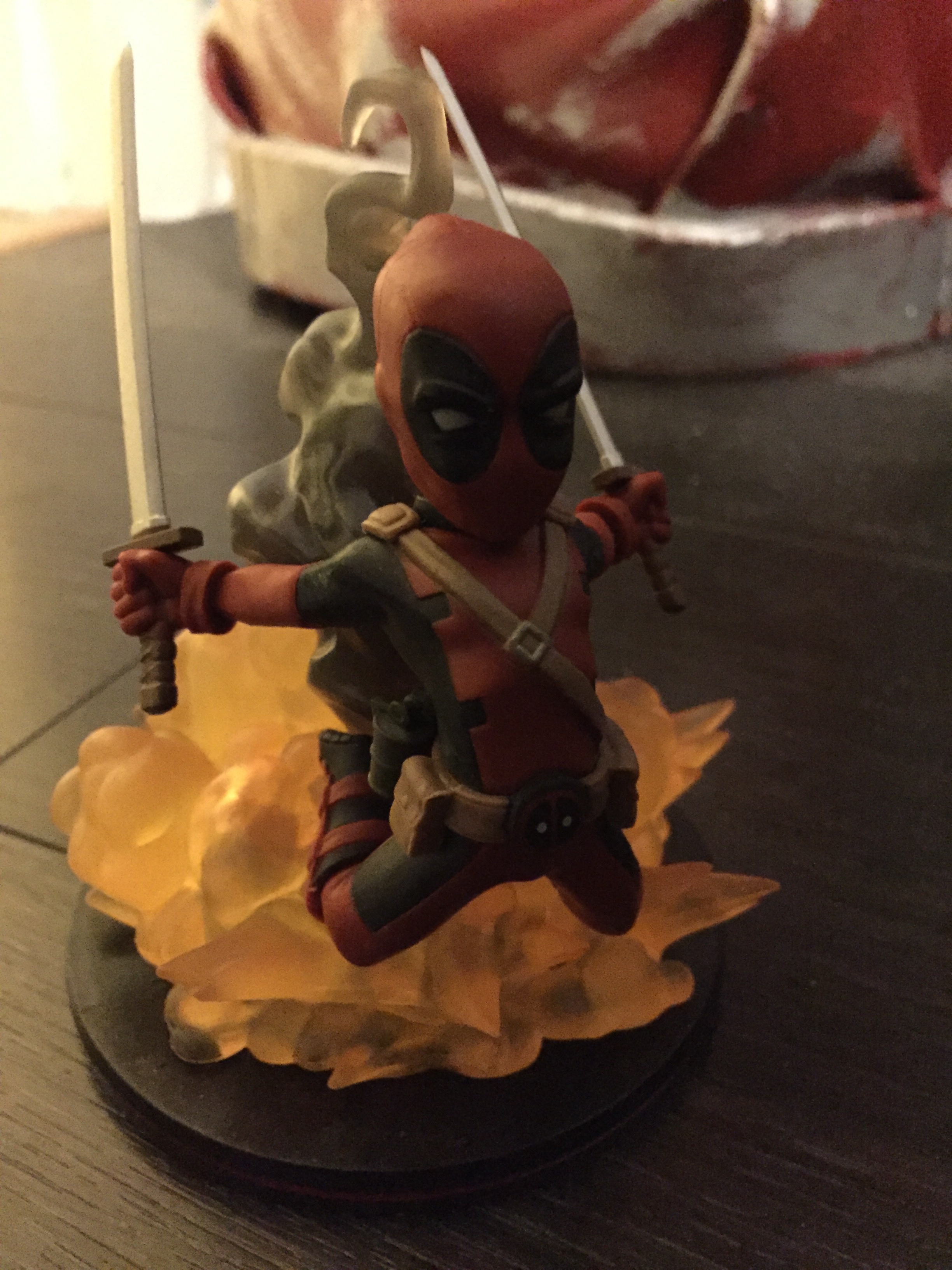 Deadpool figure no light